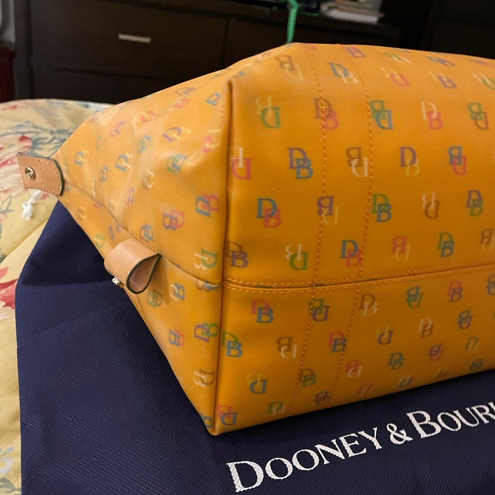 HTF Y2K Dooney & Bourke Doctor Satchel Rainbow logo ORANGE - Picture 4 of 5